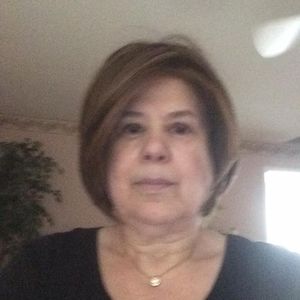 Meet your Posher, Gloria